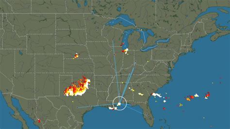 bc lightning map real time.